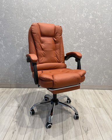 Комп'ютерне крісло офісне Malatec 1655 Світло-коричневий для керівника та персоналу BOSS_СВІТЛО-КОРИЧНЕВИЙ фото