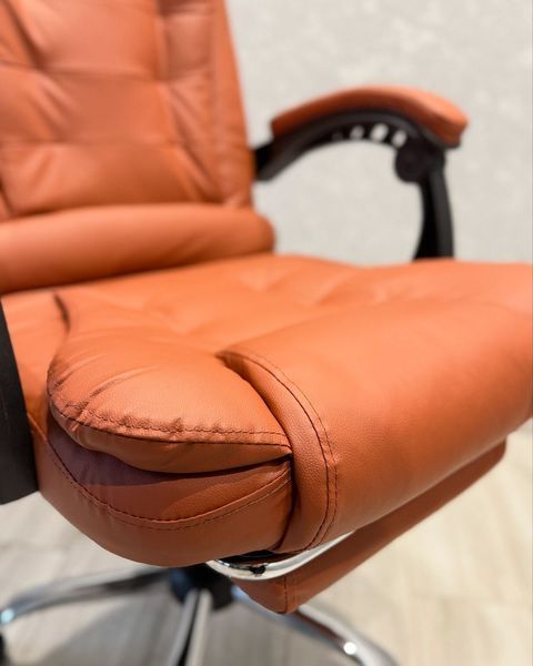 Комп'ютерне крісло офісне Malatec 1655 Світло-коричневий для керівника та персоналу BOSS_СВІТЛО-КОРИЧНЕВИЙ фото