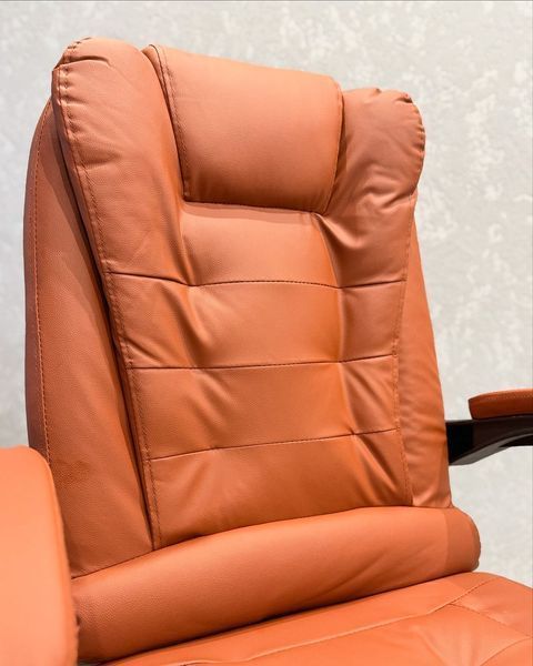 Комп'ютерне крісло офісне Malatec 1655 Світло-коричневий для керівника та персоналу BOSS_СВІТЛО-КОРИЧНЕВИЙ фото