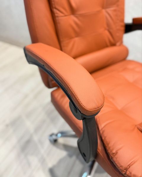 Комп'ютерне крісло офісне Malatec 1655 Світло-коричневий для керівника та персоналу BOSS_СВІТЛО-КОРИЧНЕВИЙ фото