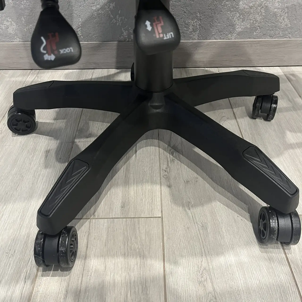 Комп'ютерне тканинне крісло з підставкою для ніг PRESTIGE Rob-10 Чорно-блакитний для геймерів та роботи PRESTIGE_GС05-10 фото